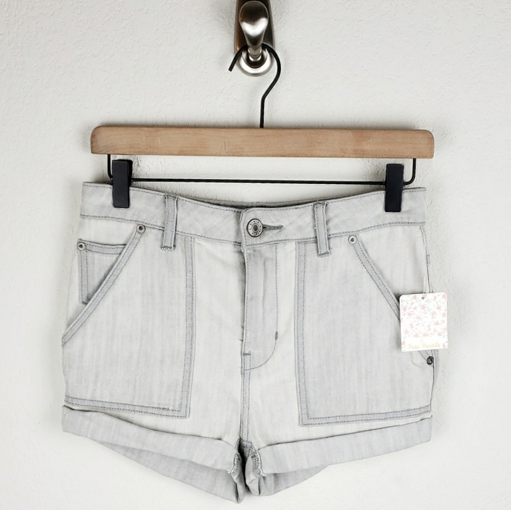 NWT Free People "Sequoyah" high waisted shorts